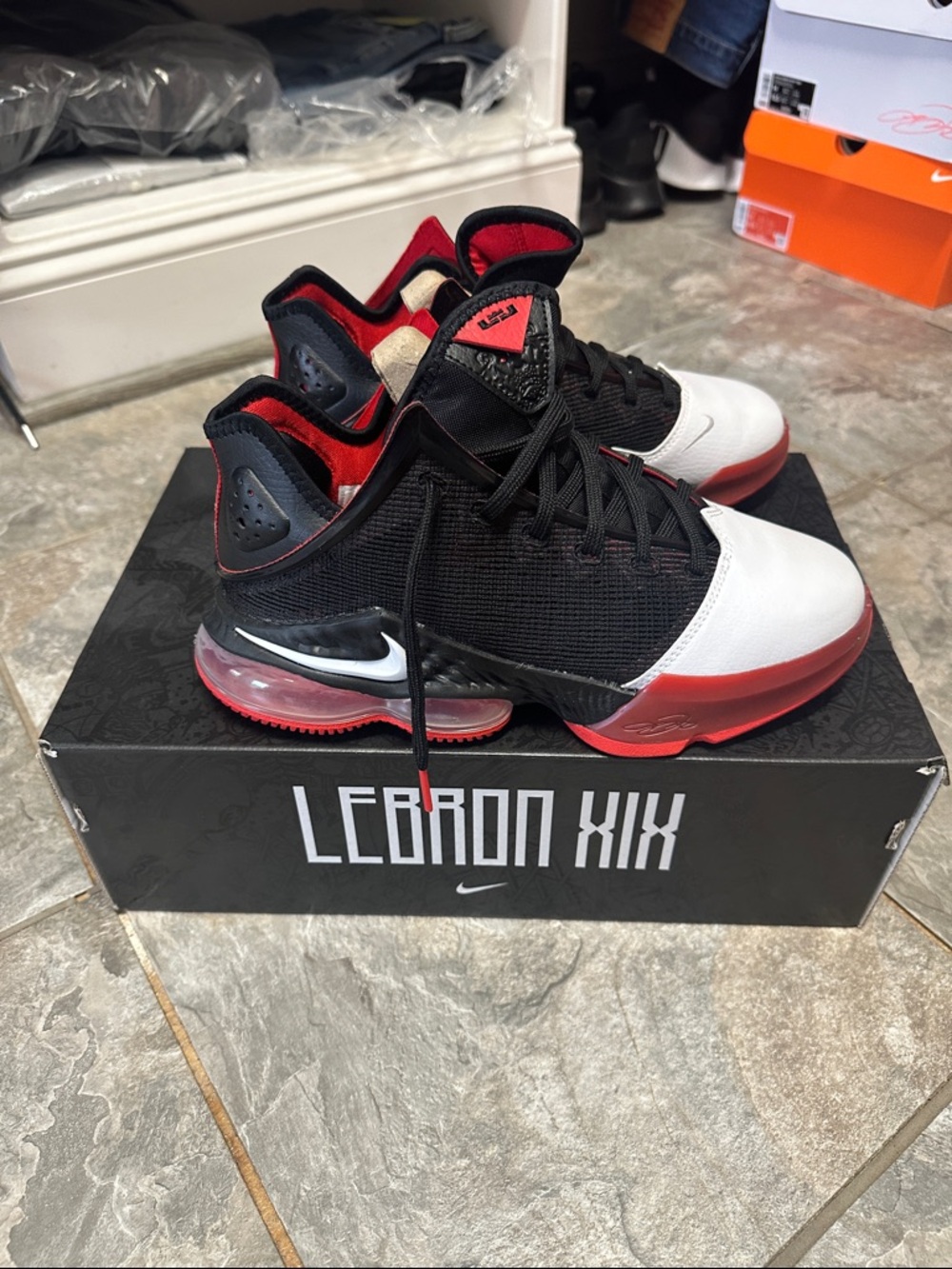 LeBron XIX  Black/White/Red LeBron XIX Basketball Sneakers